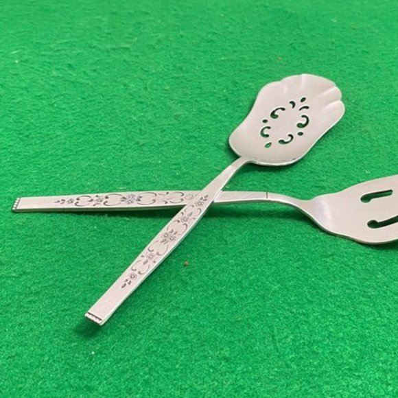Pierced Serving Spoon and Fork, Stanless, Vintage Silverware, Gift for Mother, A - Picture 10 of 10